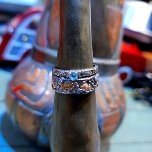 Vintage 925 Black Hills Gold of S. Dakota Spinel Leaf Motif Stacking Rings